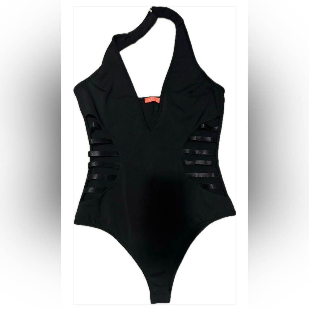 BNWOT black one piece swim wear for sale! 👙